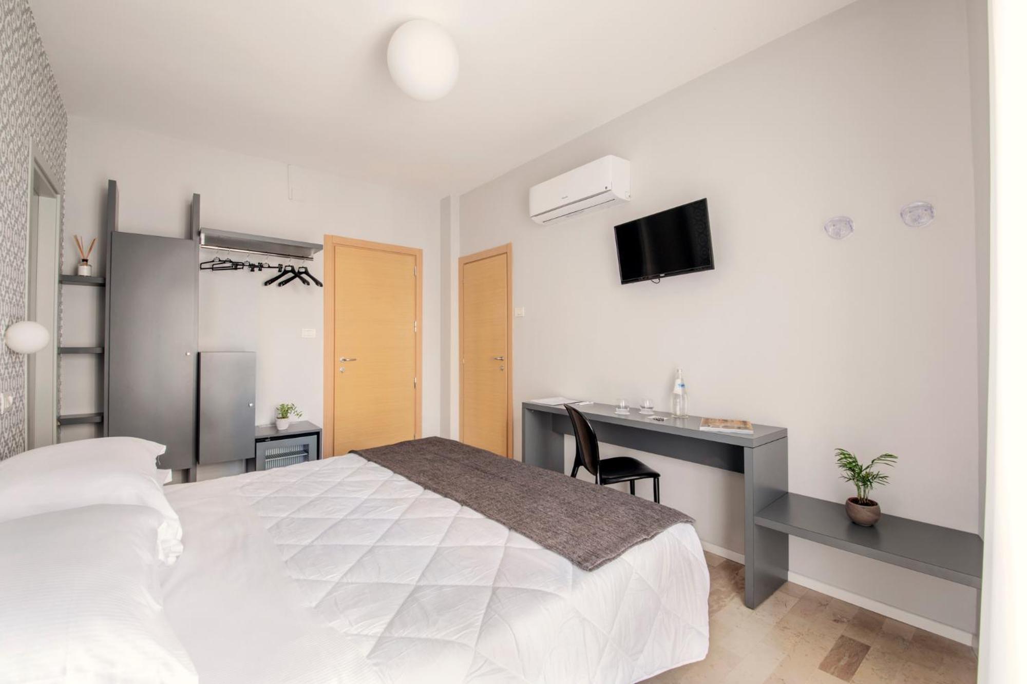 Hotel Bernard ซัน เบเนเดตโต เดล ตรอนโต ห้อง รูปภาพ